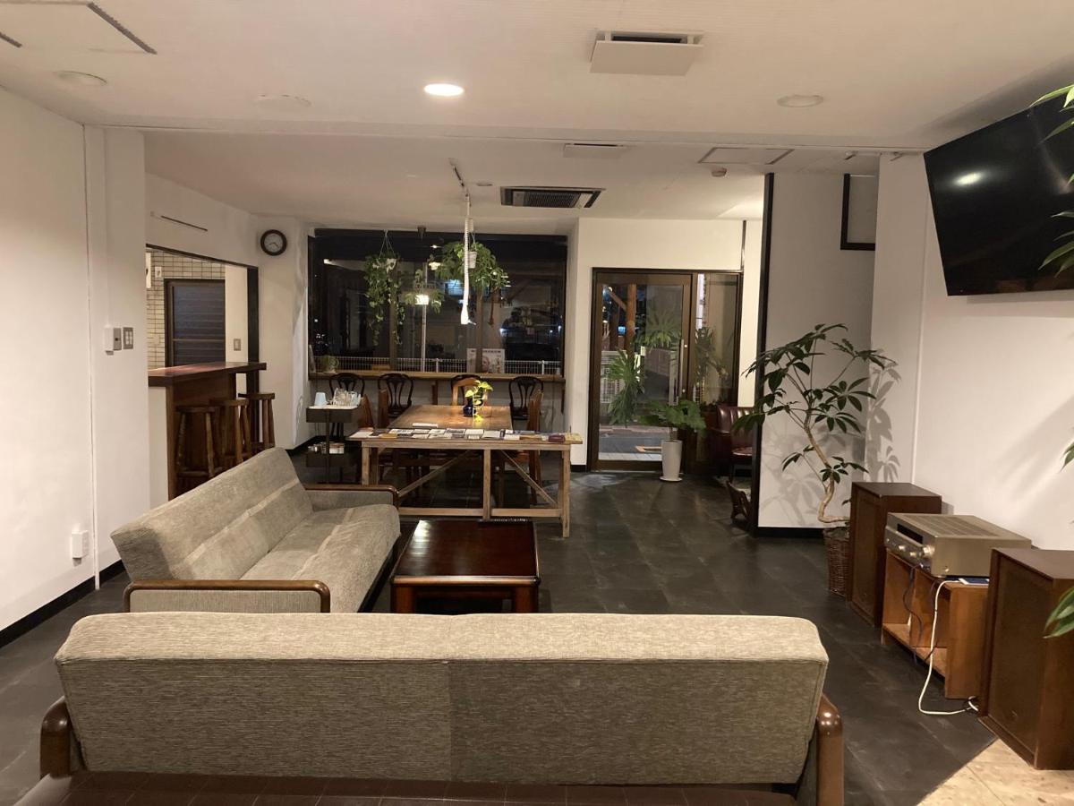 J-Hoppers Beppu Guesthouse ジェイホッパーズ別府ゲストハウス Exterior photo